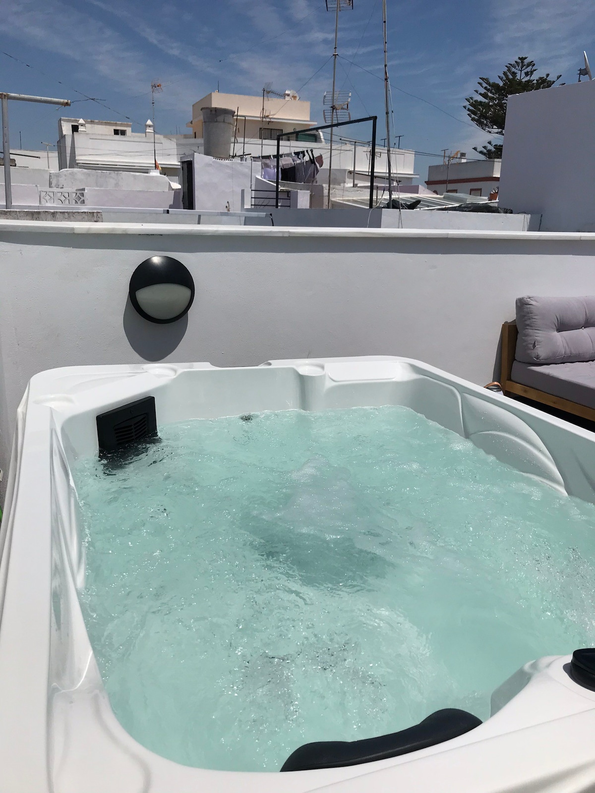 Luxe appartement, jacuzzi, privé terras & parking