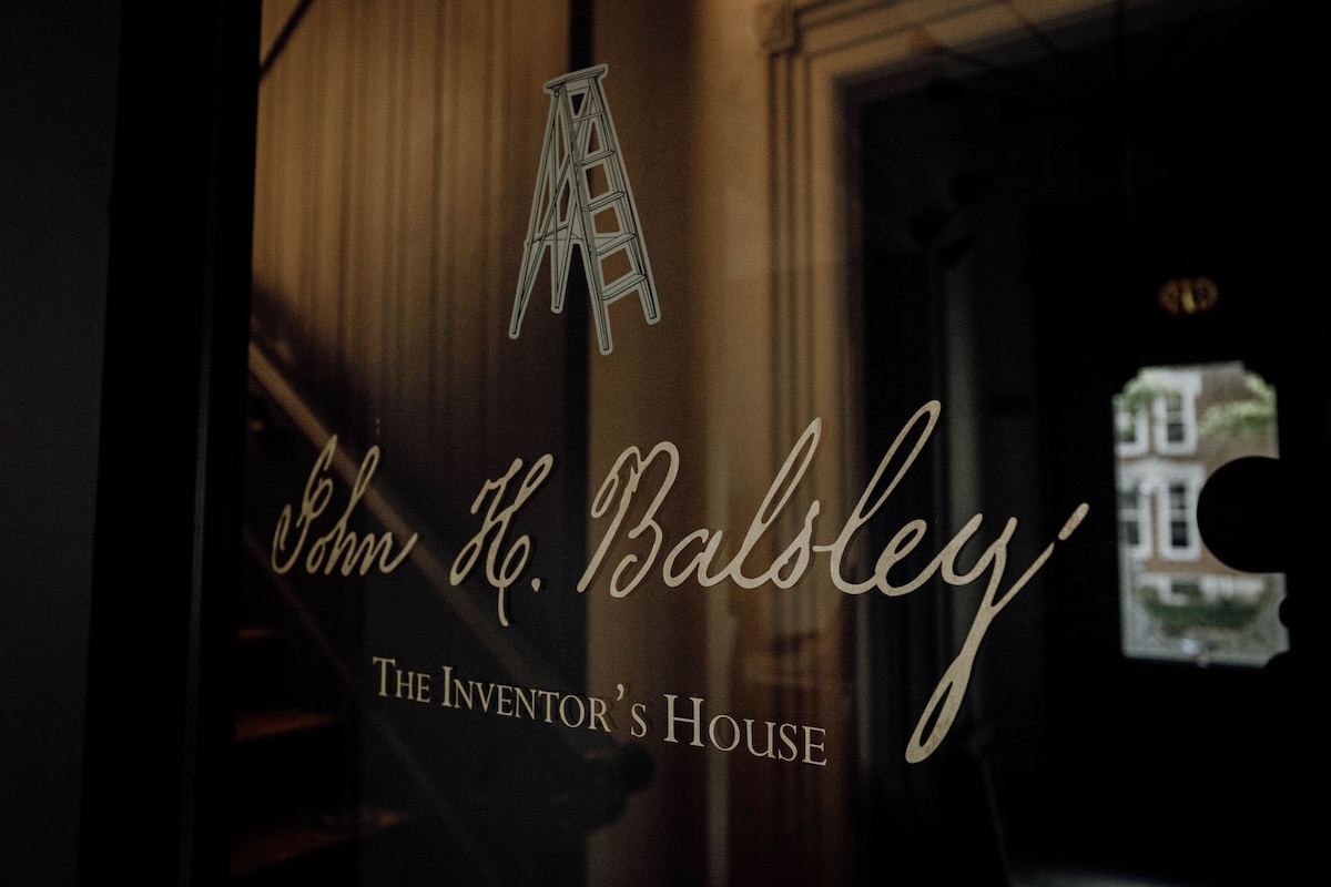 标志性的John H. Balsley House -周日至周四