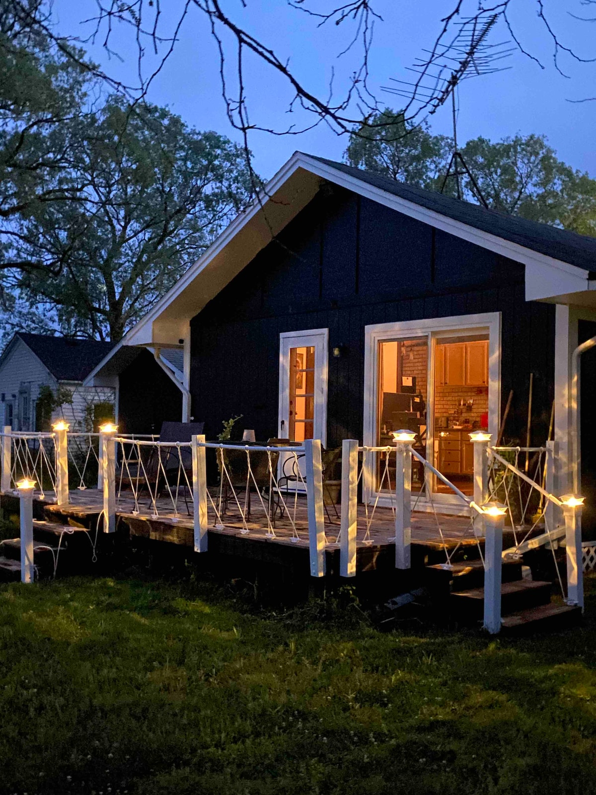 Drake Cottage on Harsens Island