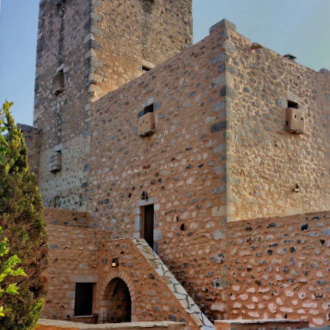 Tower to Historic Fortress