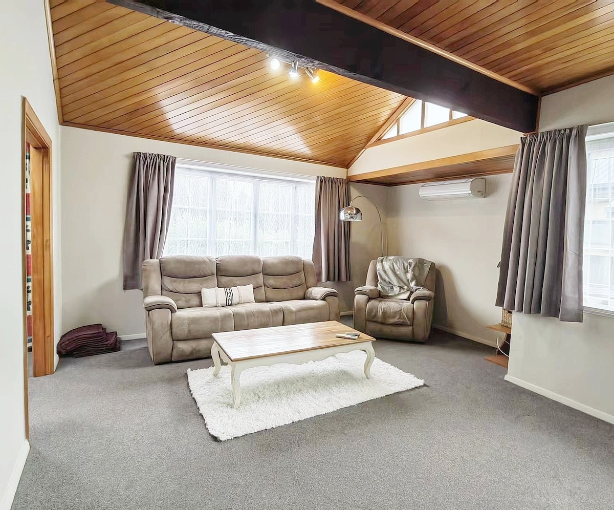 Fendalton Villa:Central,Close Airport, Private