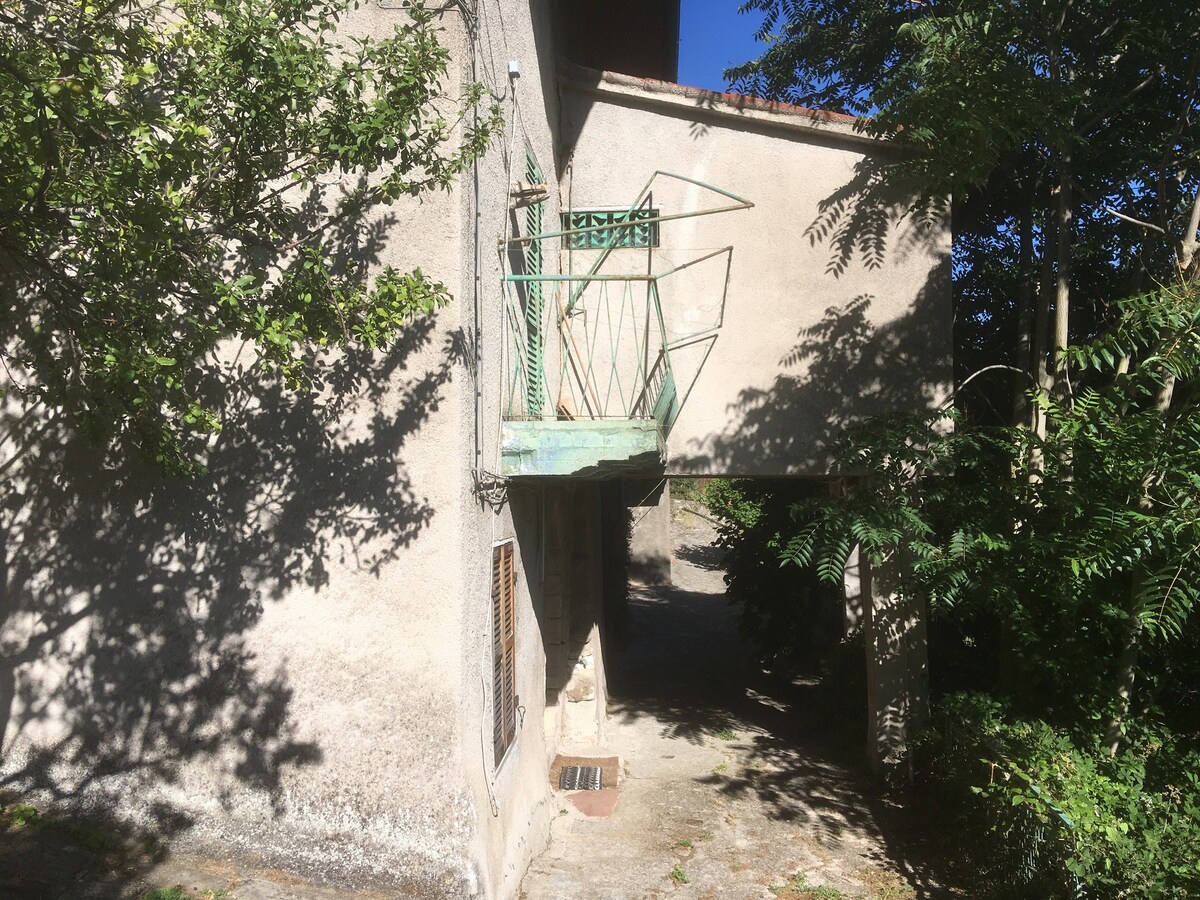 Casa Con Vista a Cerreto di Cagli-Animali Ammessi