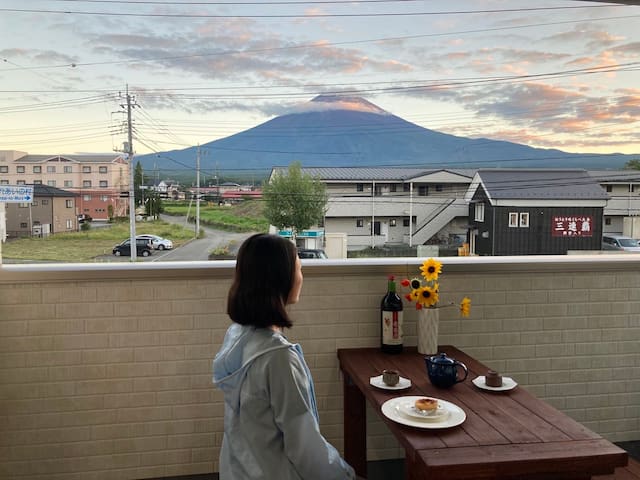 富士河口湖町的民宿