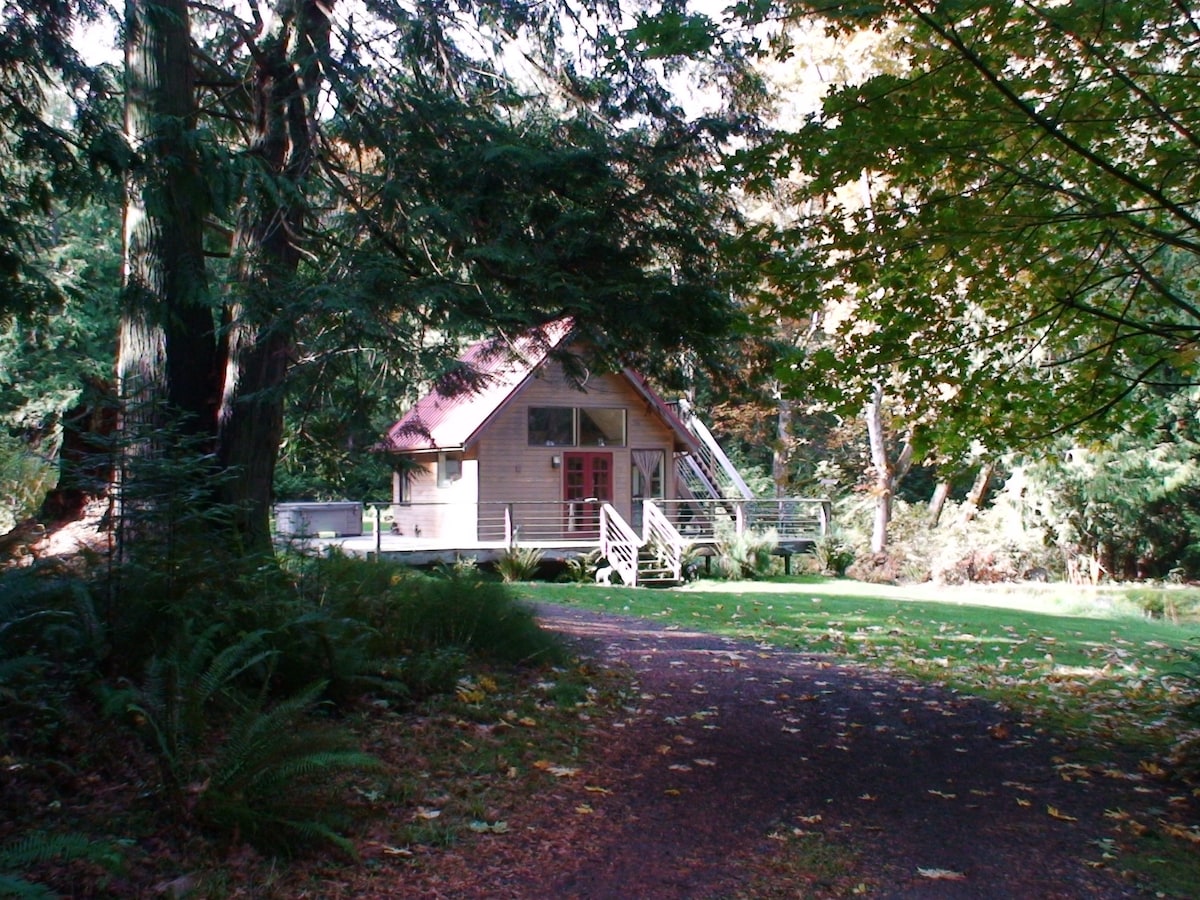 The Cabin of Two Bears on San Juan Island