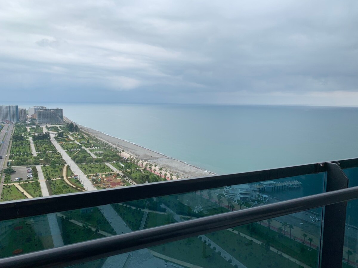«Beach Tower Iberia Apartments sea/garden view»