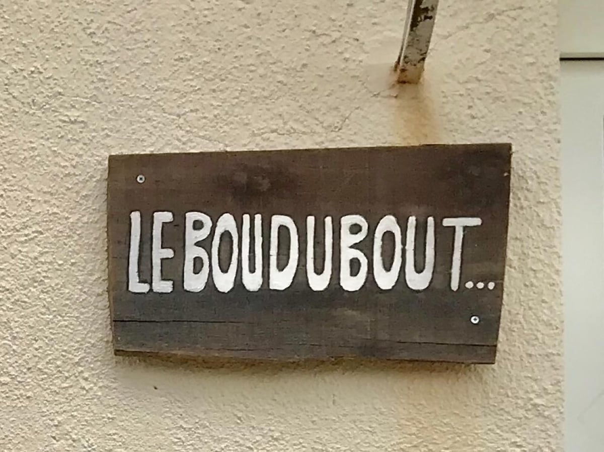 Accommodations Camp d 'Auneau - Leboudubout