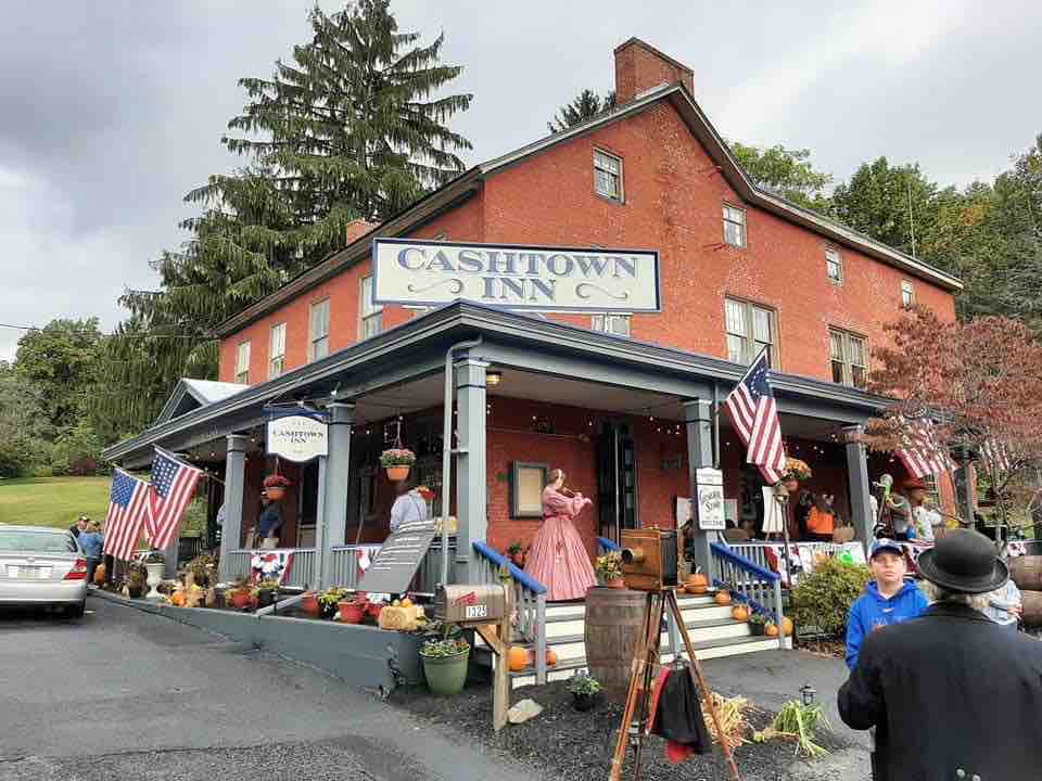 Historic Cashtown Inn General Lee Suite