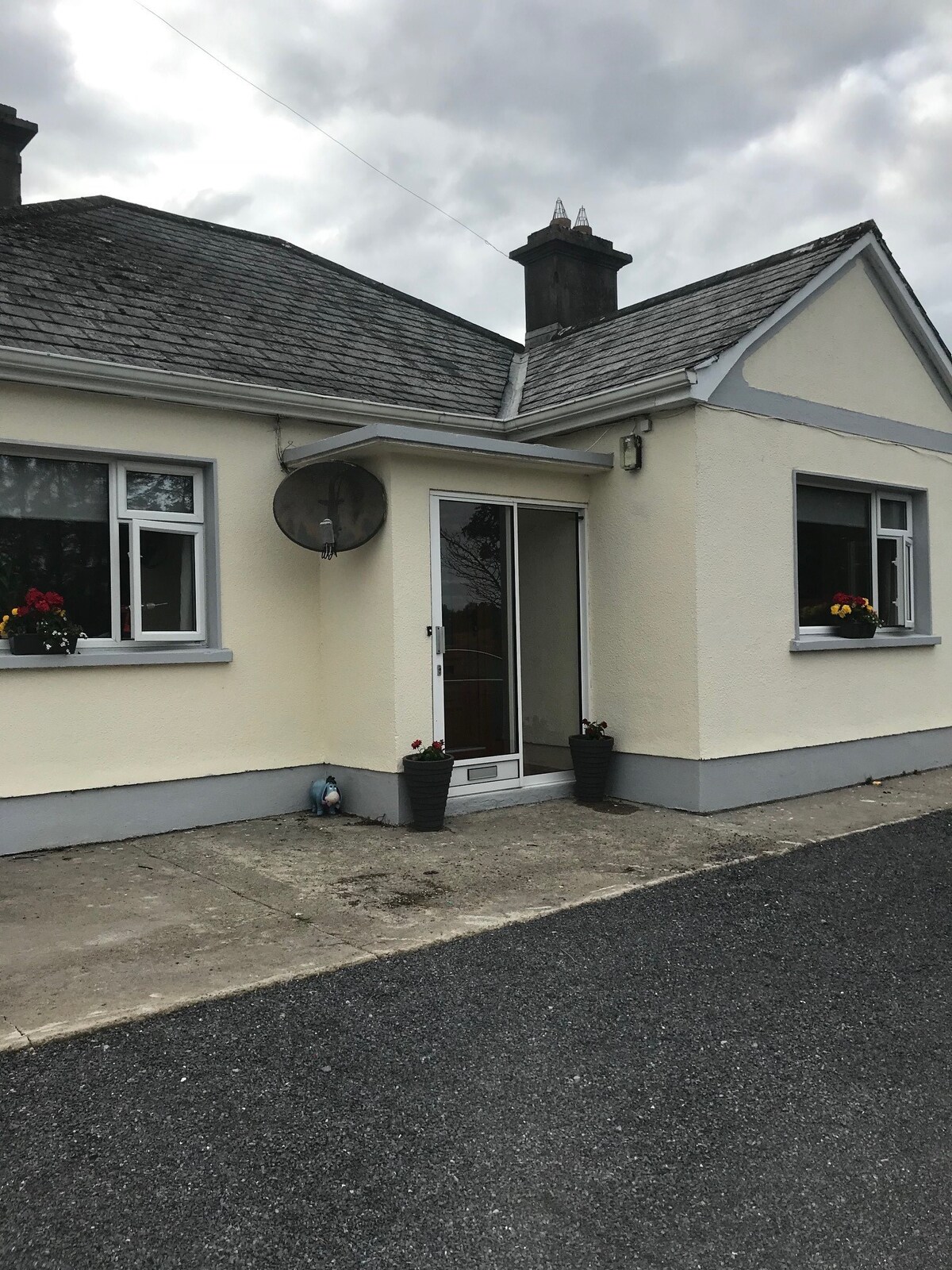 Mac House - Leitrim Cottage