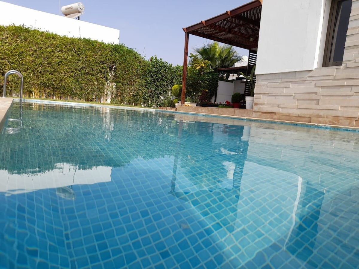 villa somptueuse avec piscine