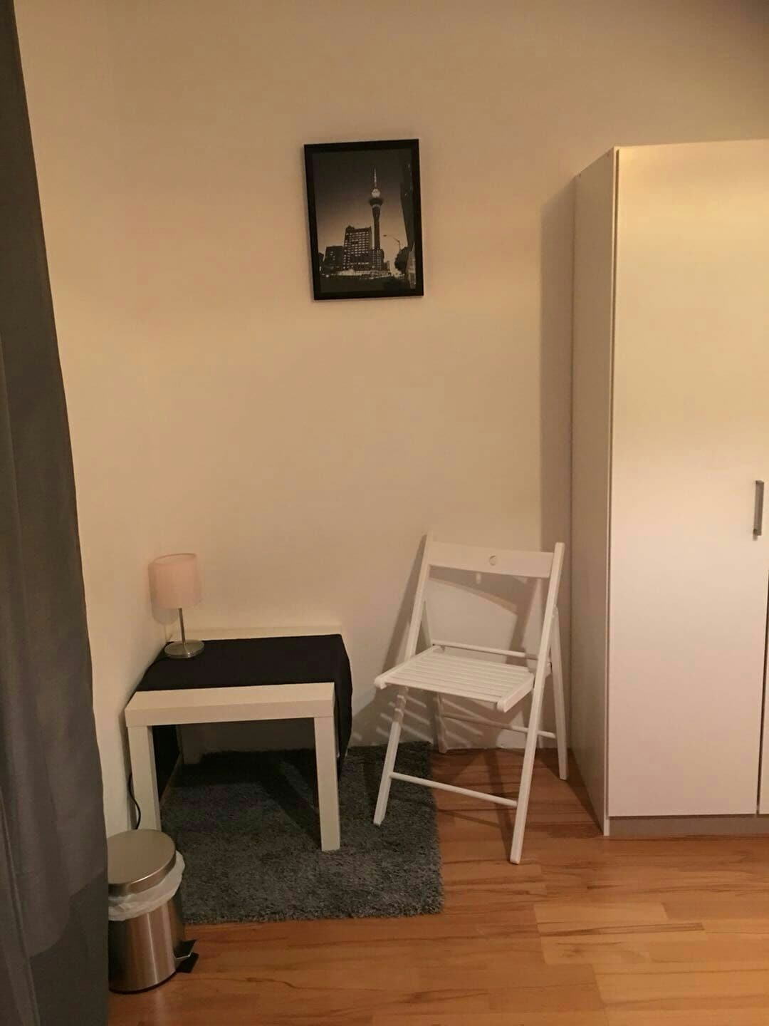 Modern style room 3mins from train station