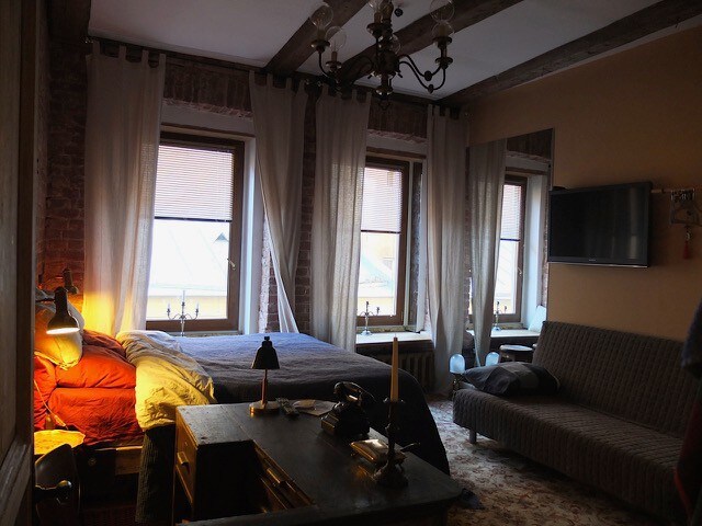 Andrey和Sasha寄宿家庭的新荷兰公寓