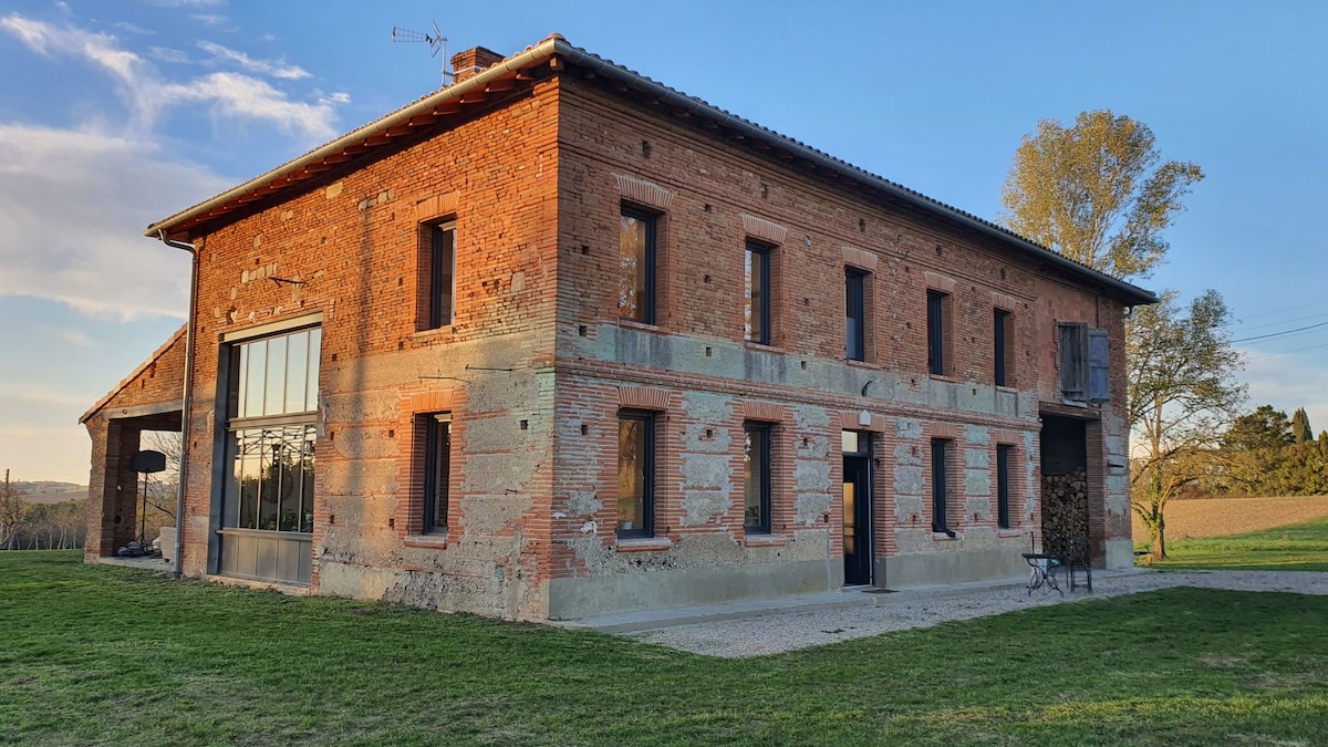 Toulousaine rénovée dans un cadre champêtre