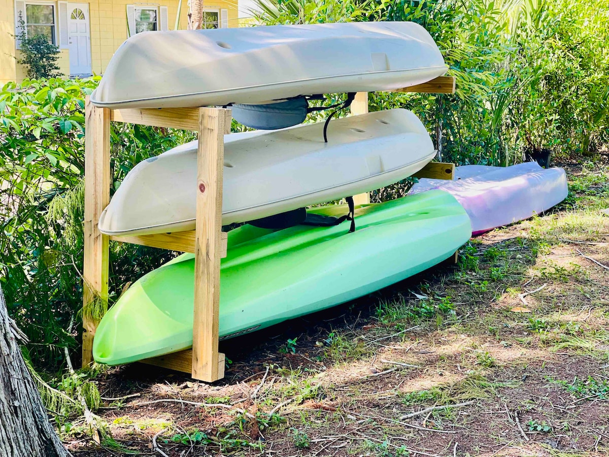 Hidden Jim-Clear Main River house kayak, preserve