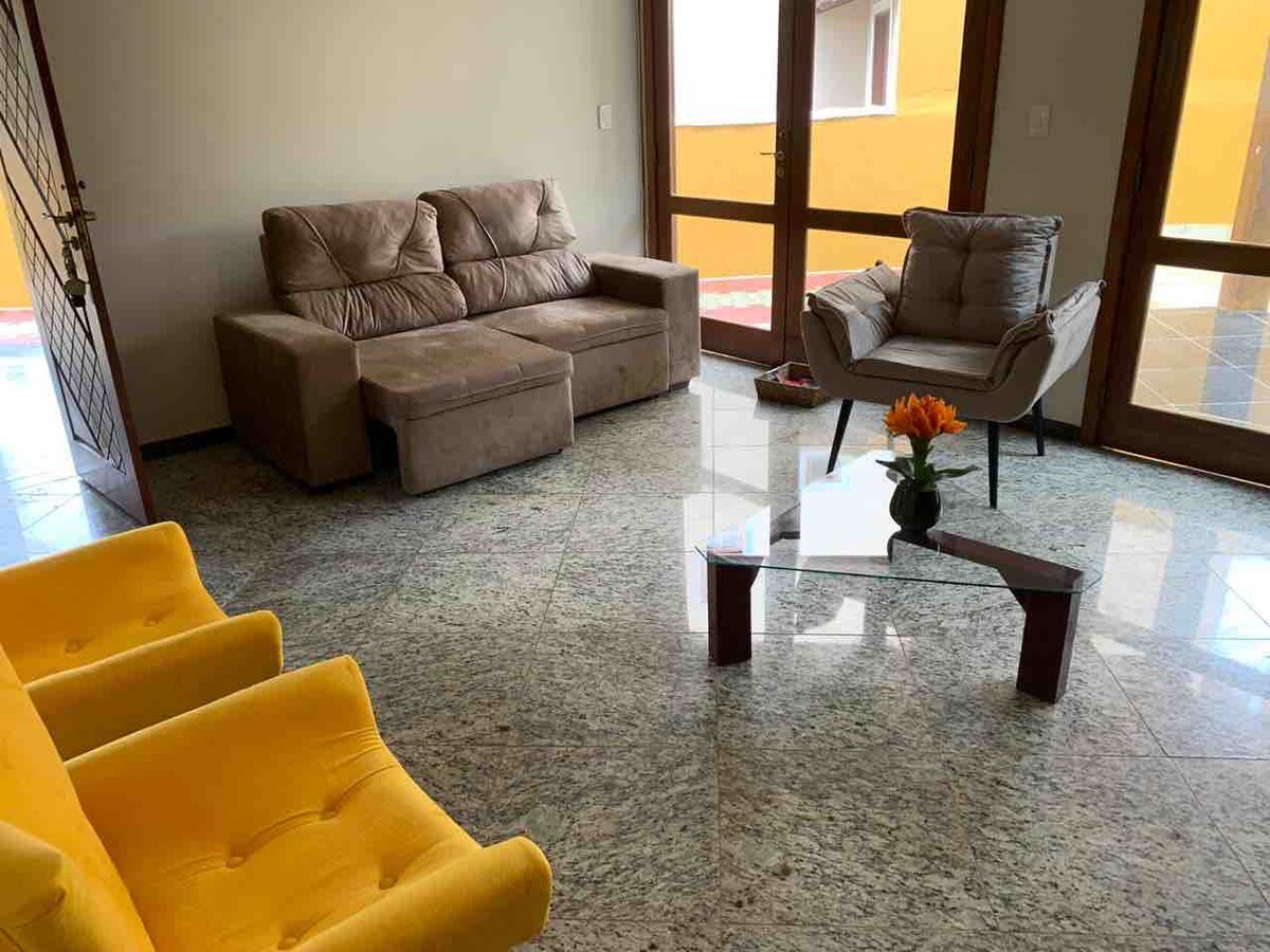 Casa dos sonhos em condomínio bucólico