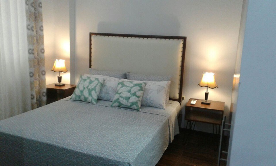 宽敞优雅的2间卧室+女佣房3卫纽波特城/度假村世界萨拉索塔1IJ