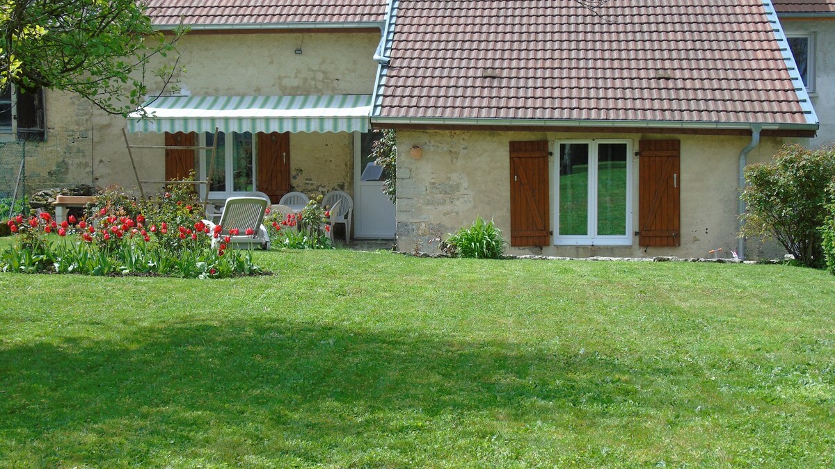 Old Cabin ， Old House