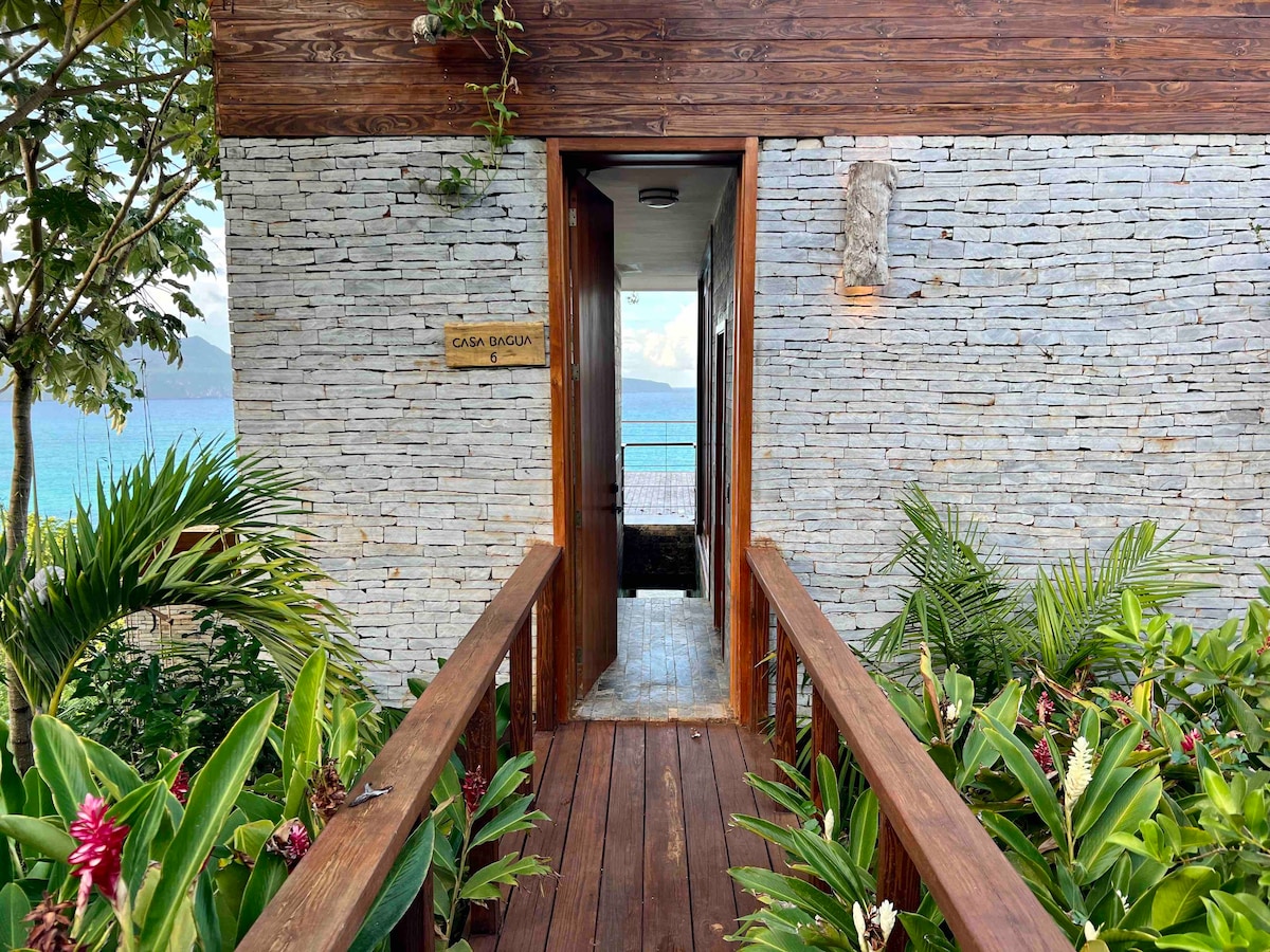 Casa Bagua-luxe villa, oceanfront, 5 star service