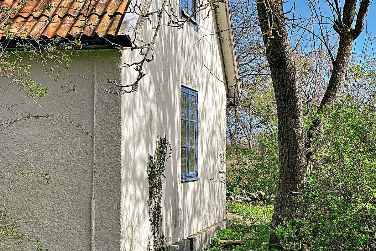 6 person holiday home in löttorp