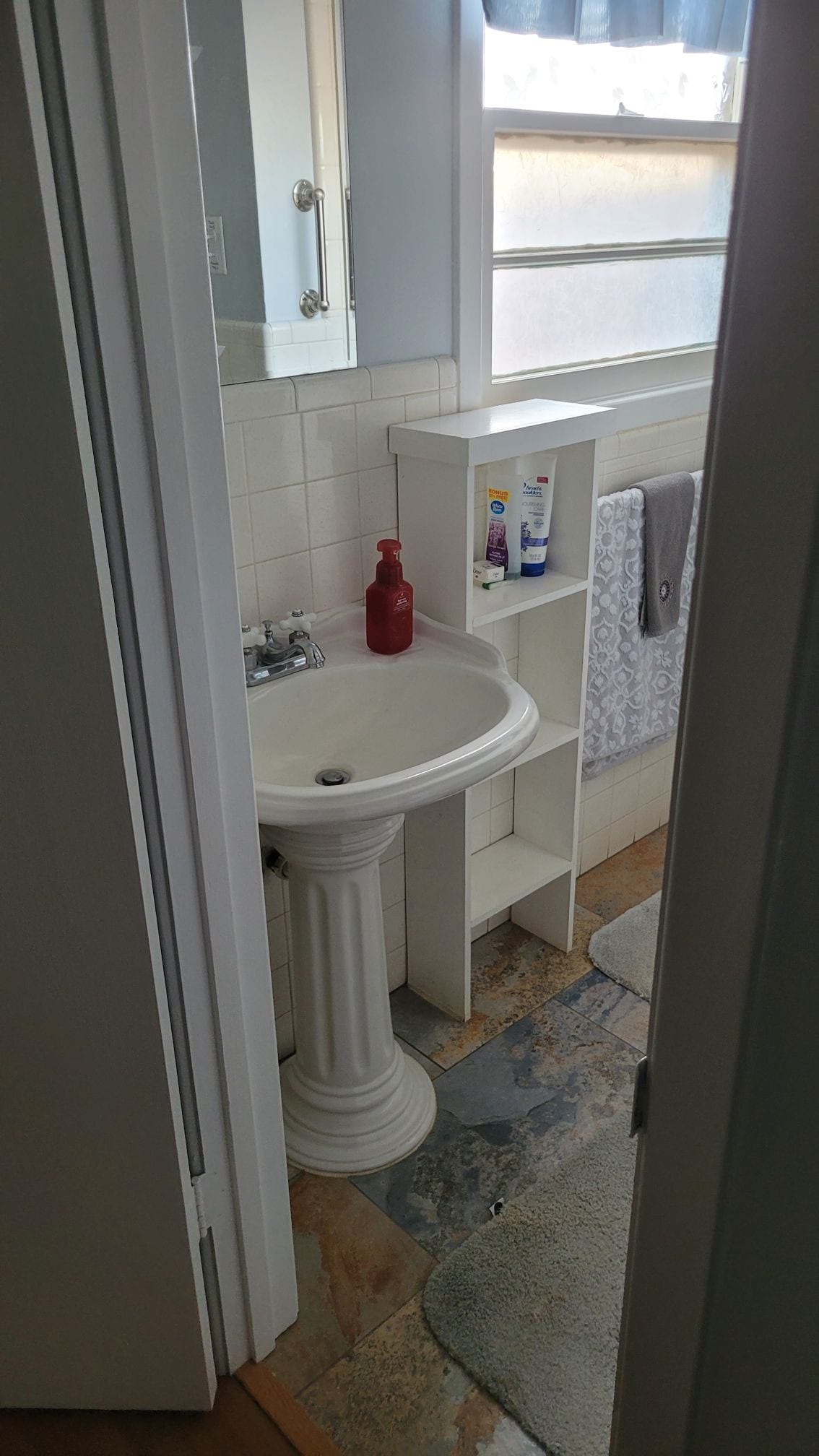 1 bedroom-private bathroom-private patio entrance