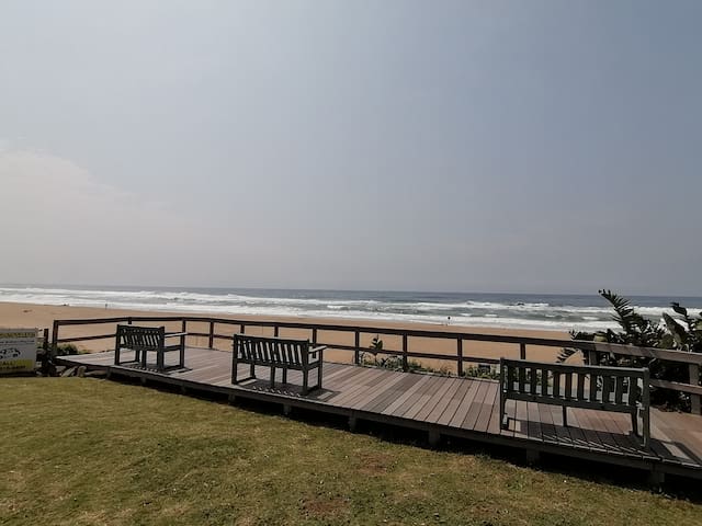 Amanzimtoti的民宿