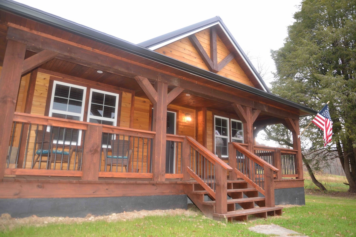 Cheerful Cottage within New River National Park.