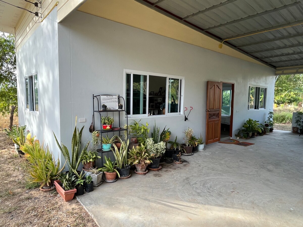 Self contained homestay in rural Surin