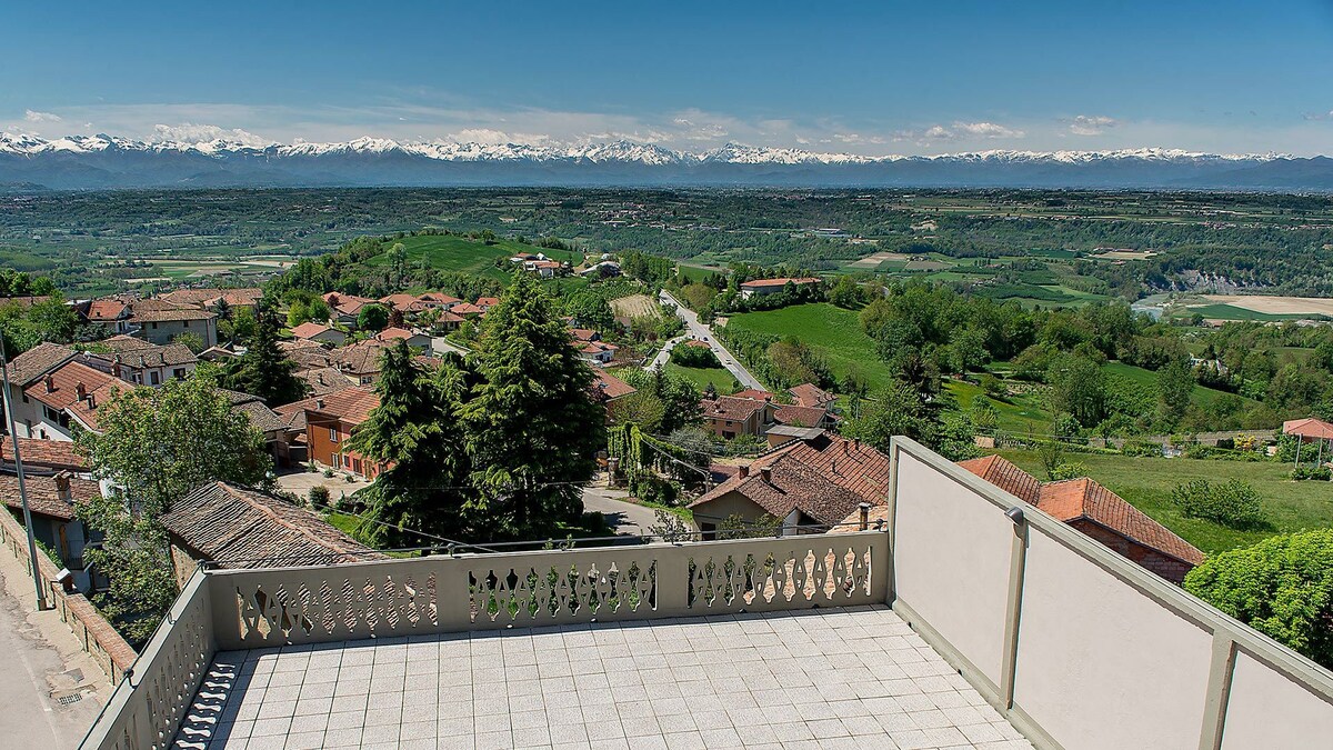 La magia delle Langhe house with terrace