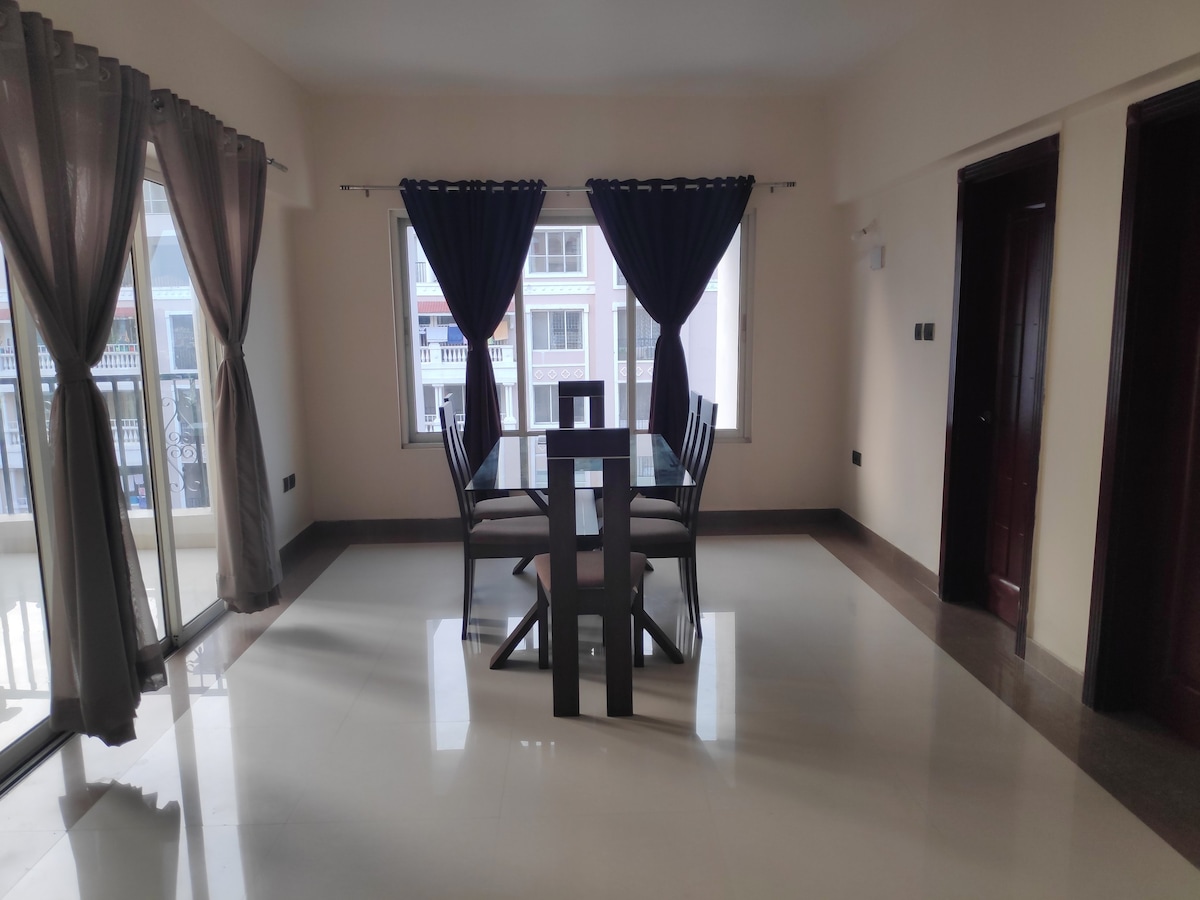 Room with single beds at Guwahati