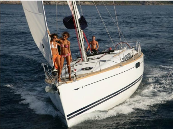 撒丁岛周末帆船之旅，船长和女主人！