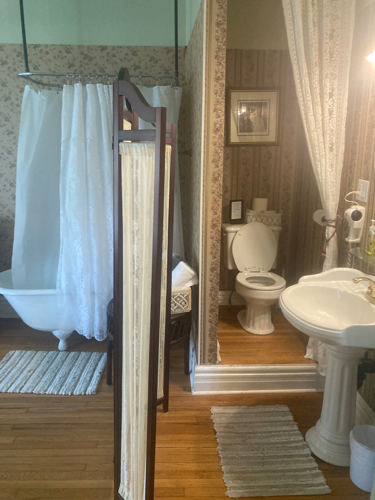 McKitrick House Inn B&B
Bridal Suite