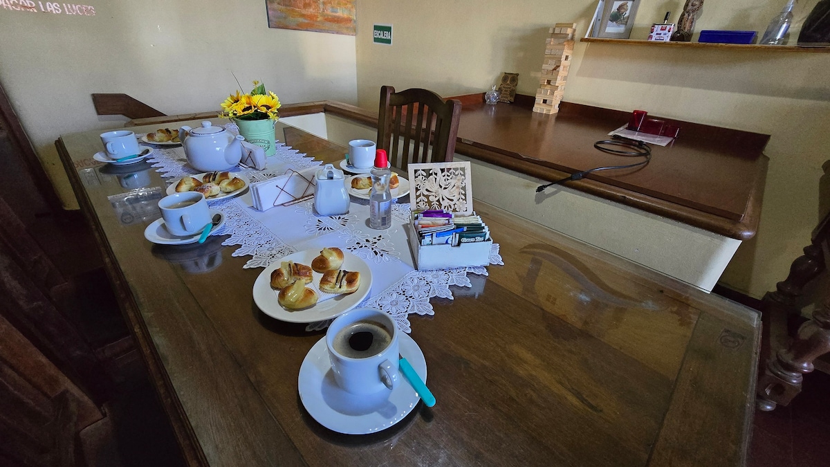 1/3 Hab Compartida, Desayuno Incluido