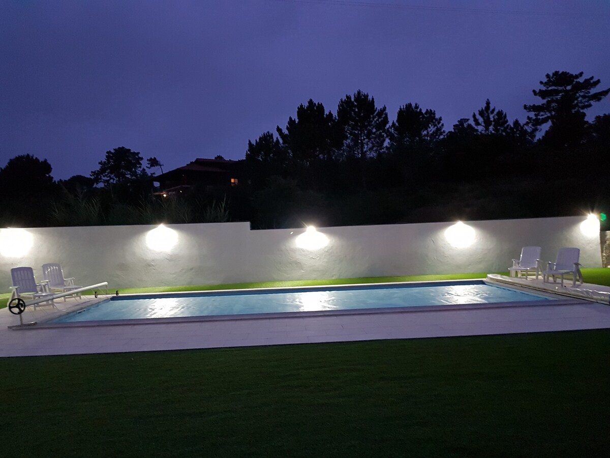 FOZ do ARELHO的私人泳池