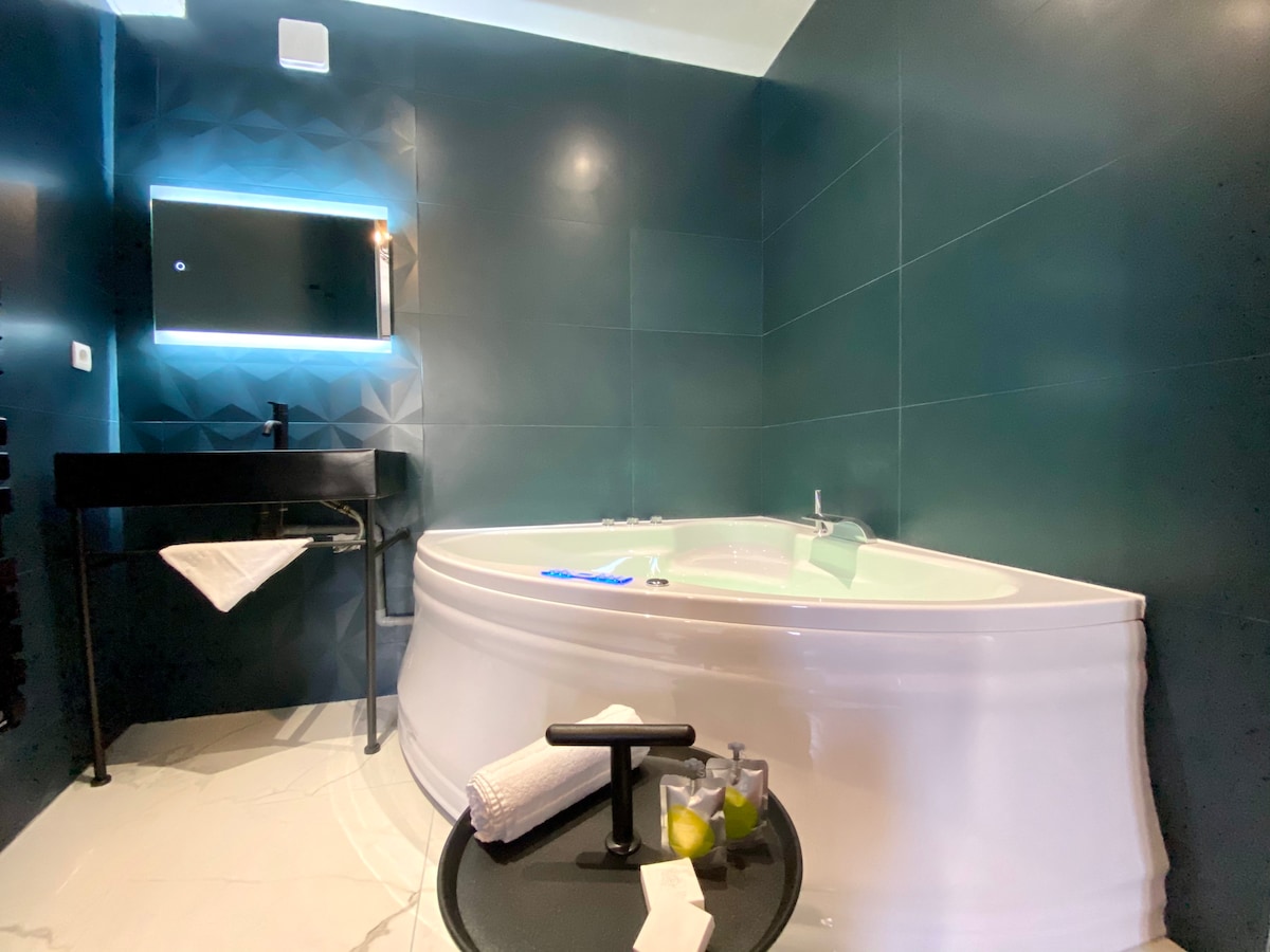 Alcove Spa -超级中心Balneo浴缸