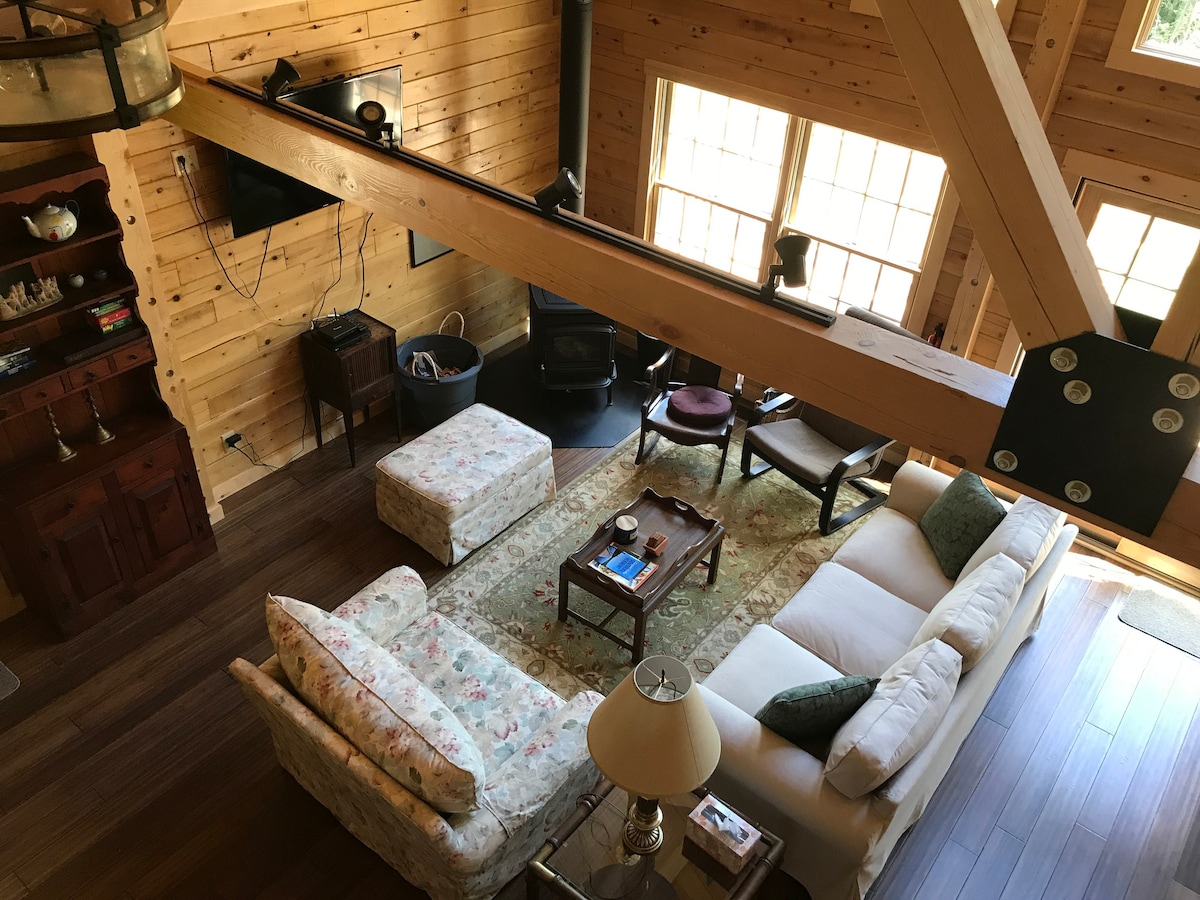 Stoni Woods: Log Home in Southern VT