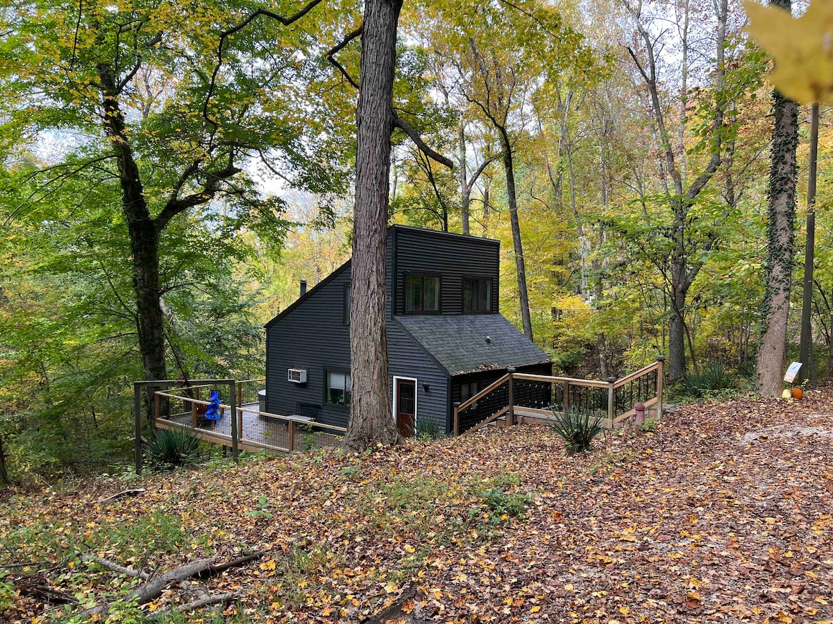 Lake Chaweva Chalet w/Hot Tub