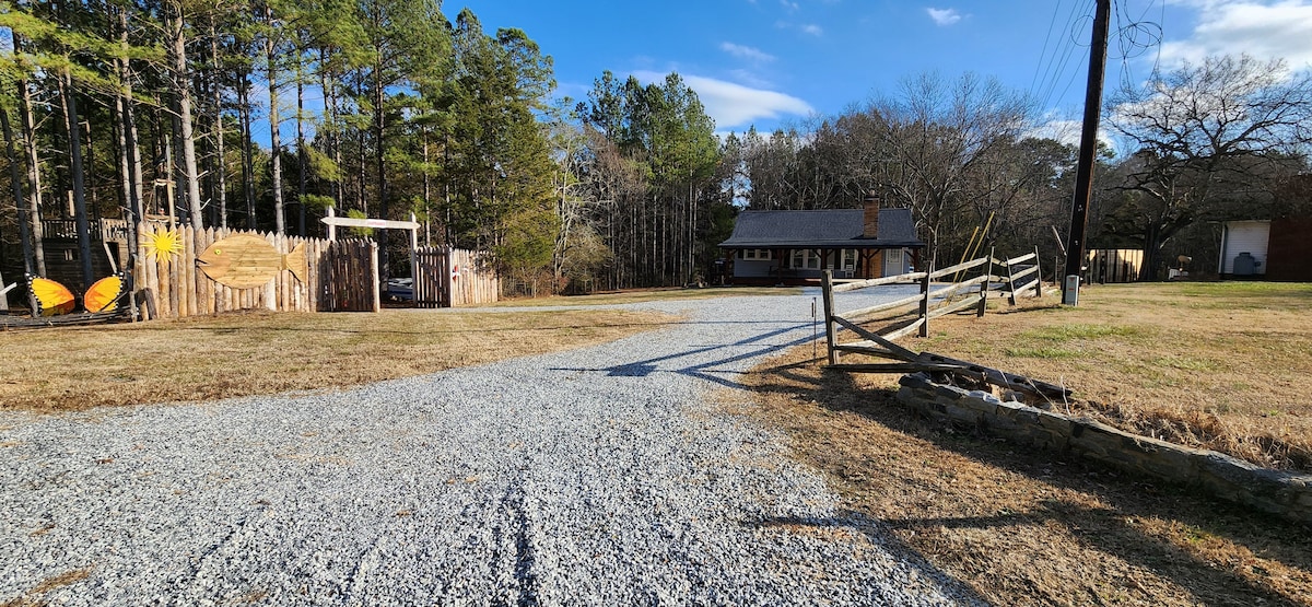 Sculpture Park Cottage