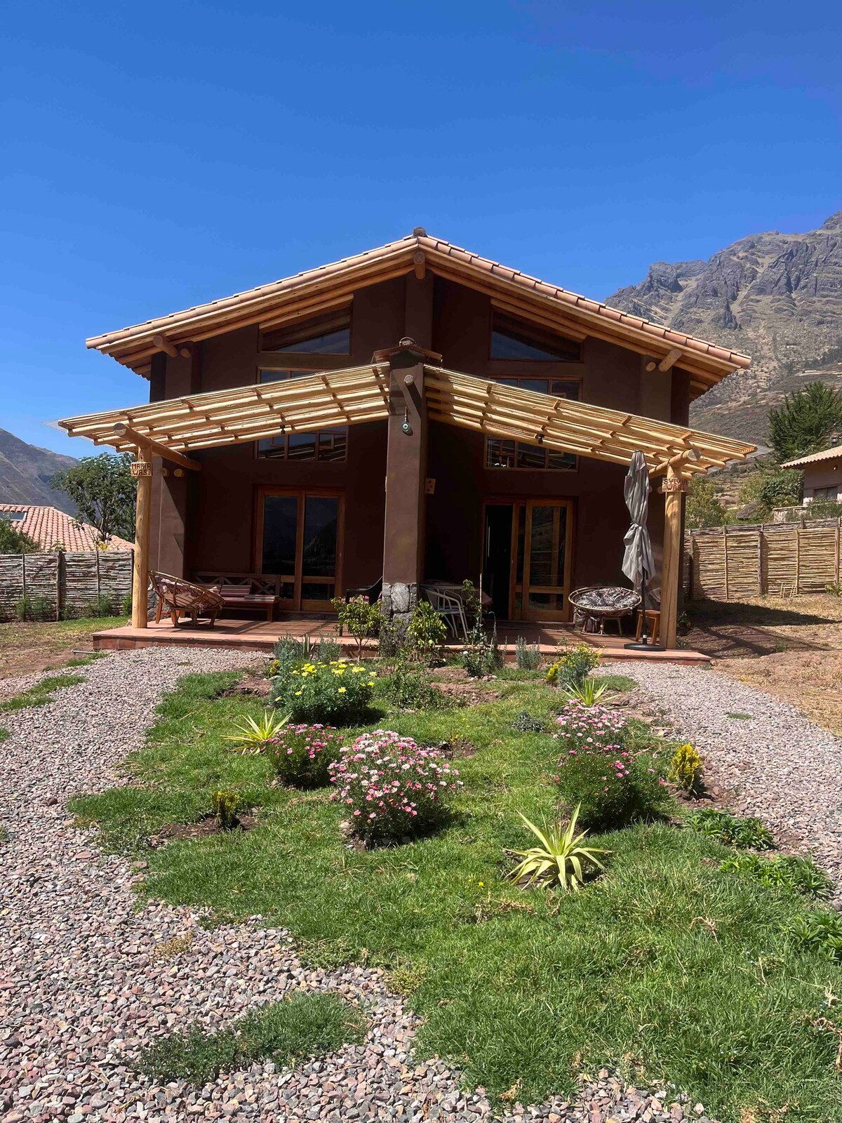 Hermoso bungalow con chimenea