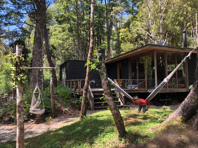 Cabañas en medio de Bosque Nativo