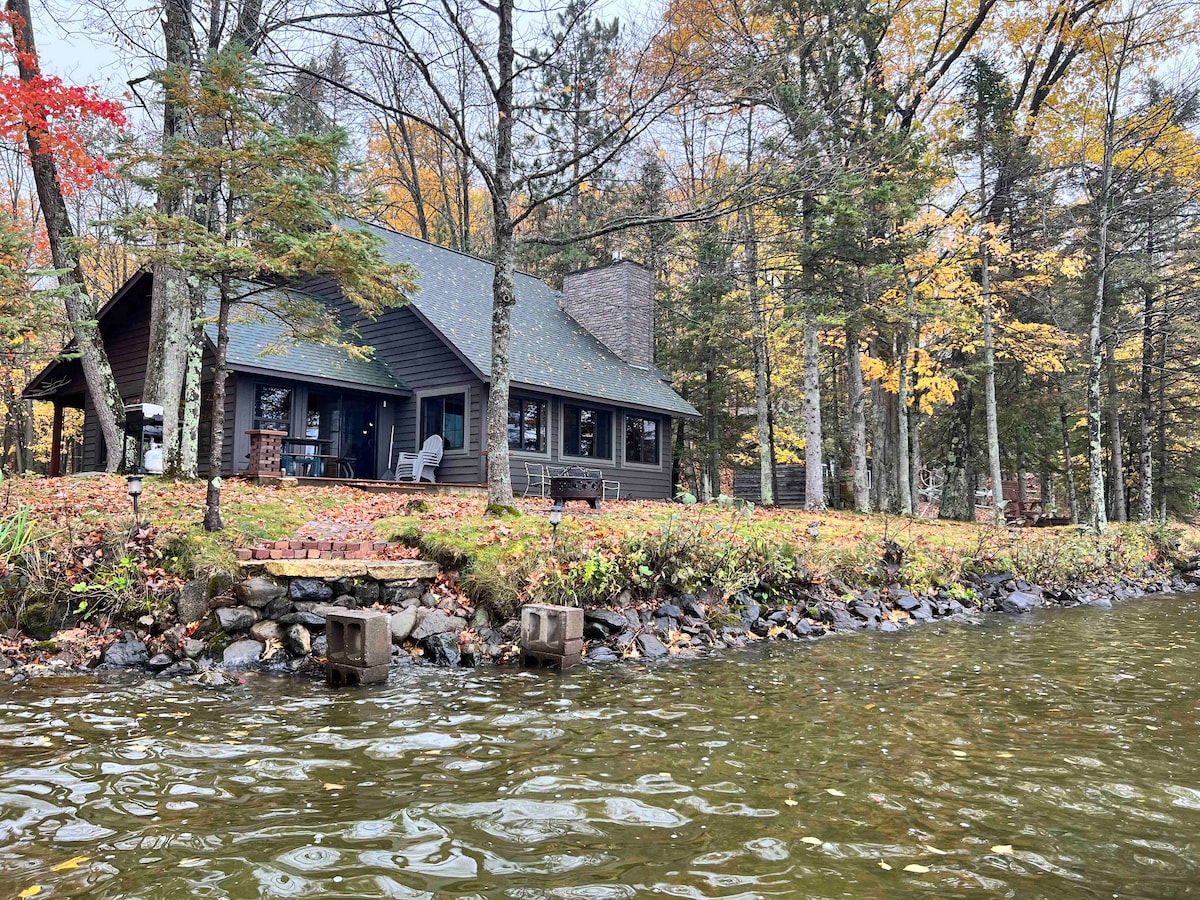 Vaskebjorn Lodge beautiful lakefront home