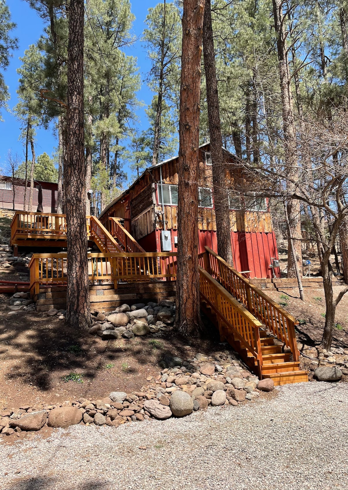 Ruidoso Bunkhouse in the pines