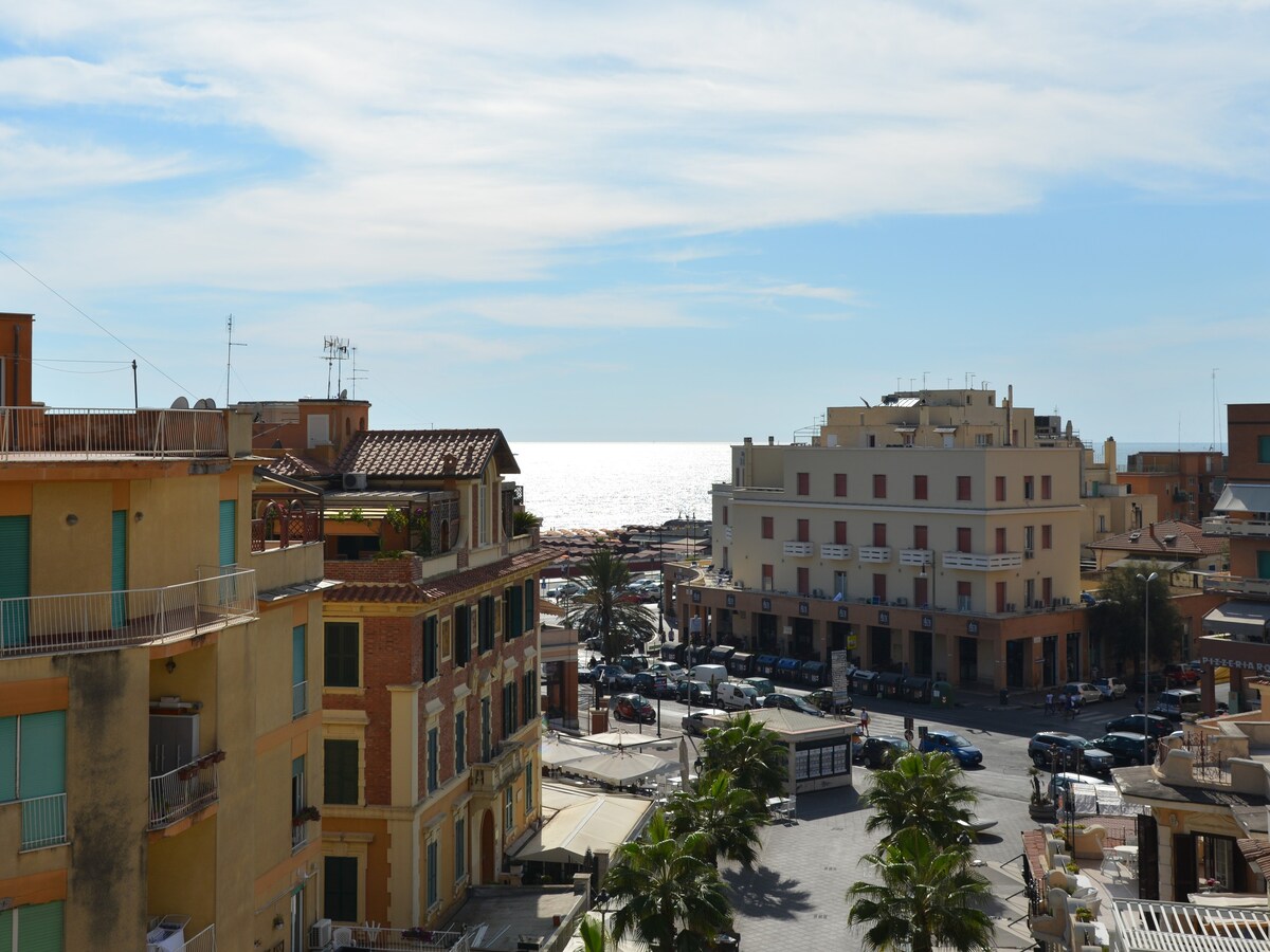 In the heart of Ostia, 200 steps from the beach.