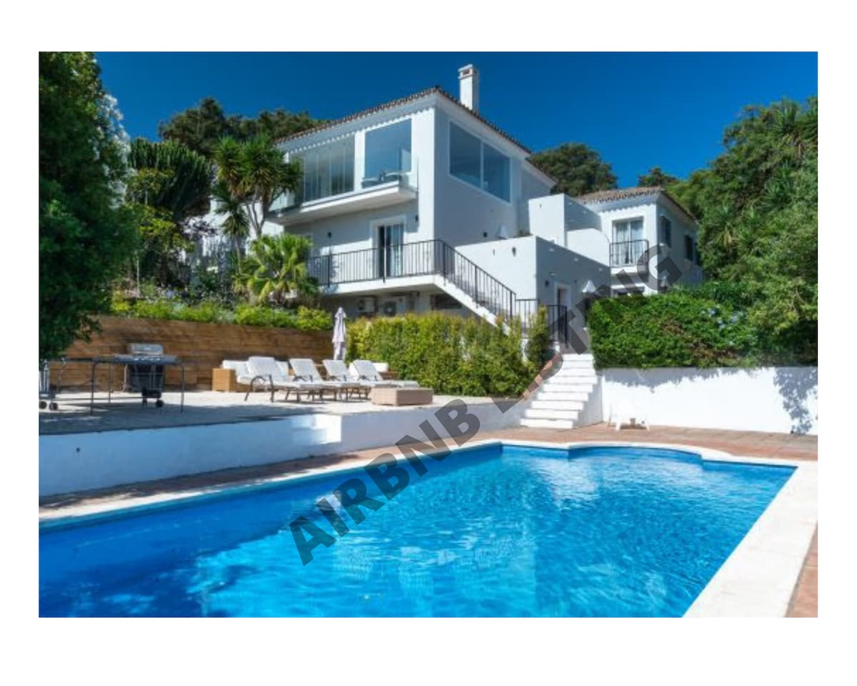 Gorgeous villa, ideal for large families & friends