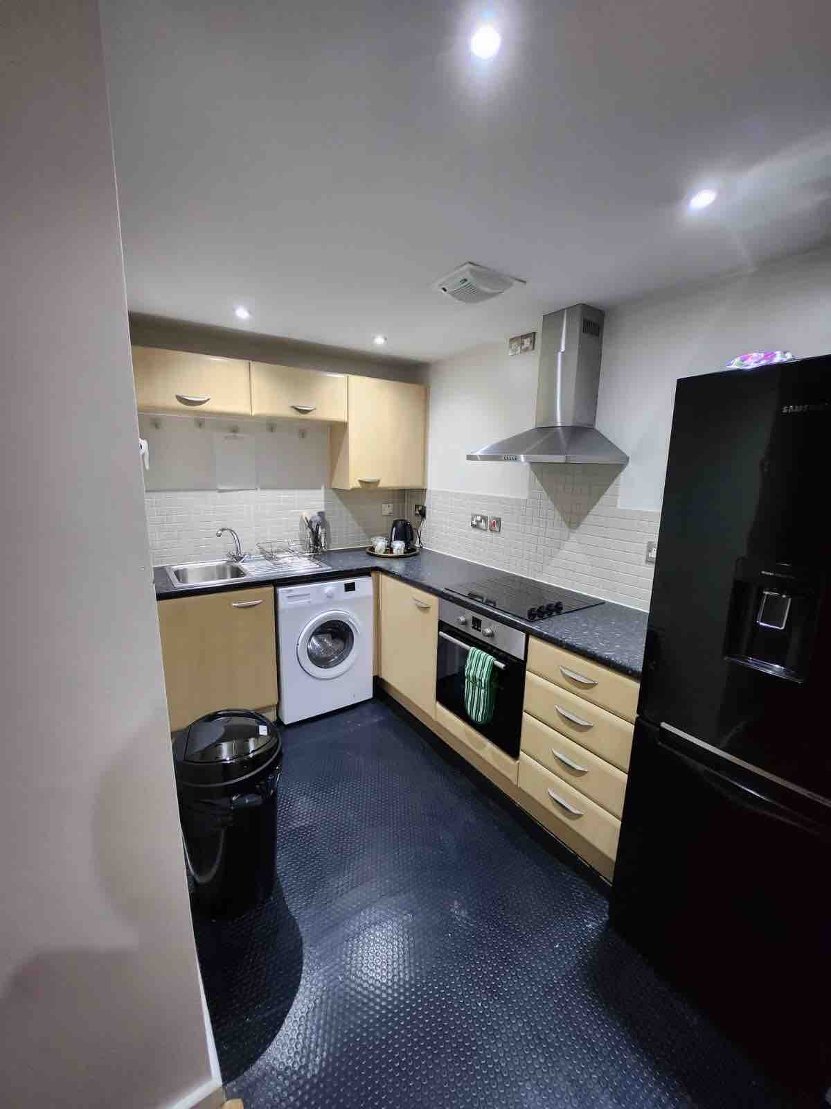 Luxury 2-Bed Apartment in City Centre