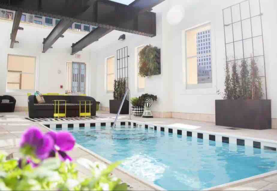 Charming one bedroom villa w/ heated rooftop pool