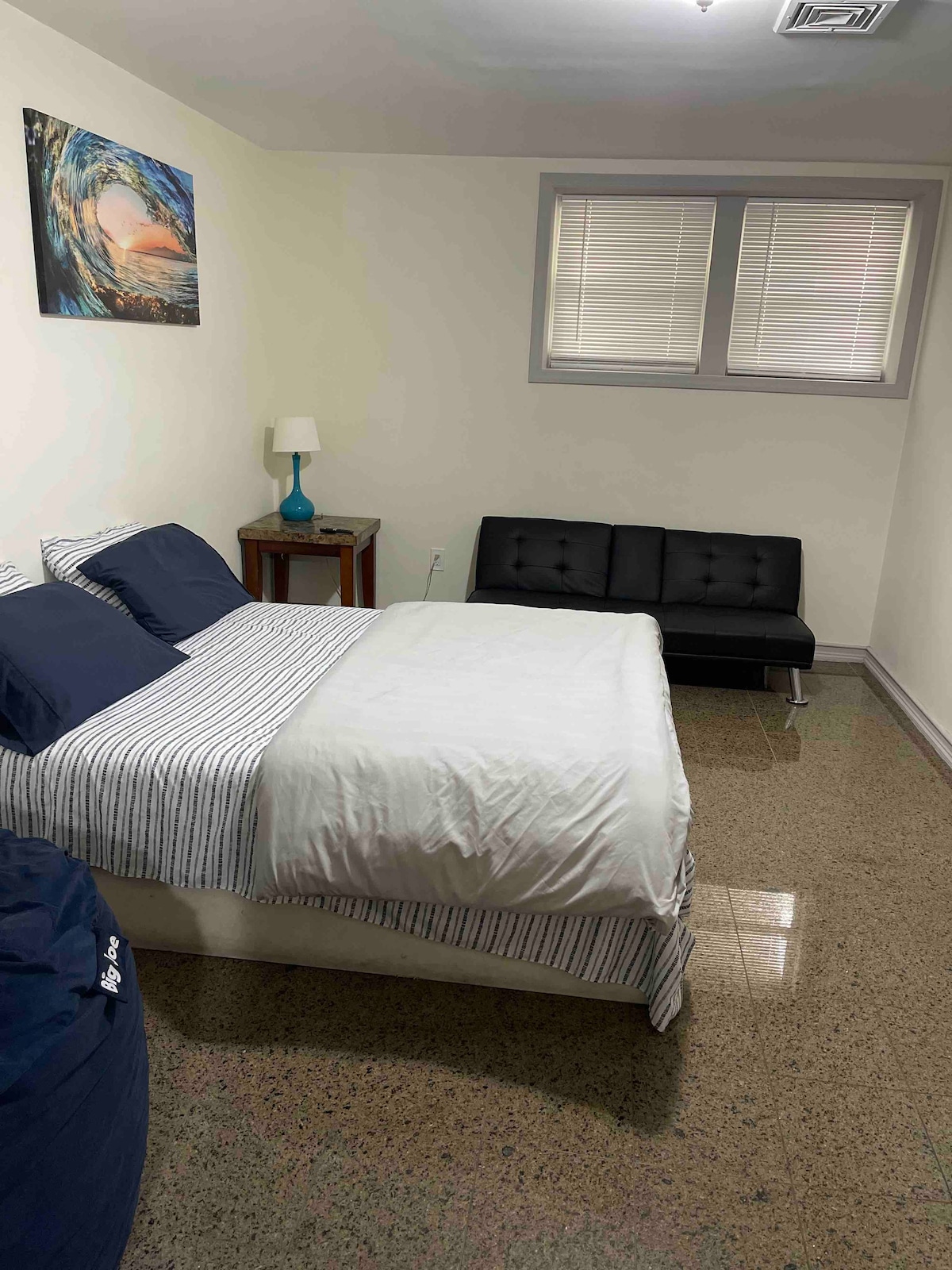 Spacious 2 bedrooms  near JFK AiRPORT