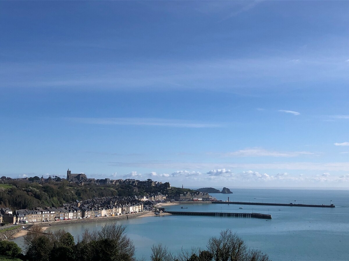 Appartement de charme, plein centre de Cancale