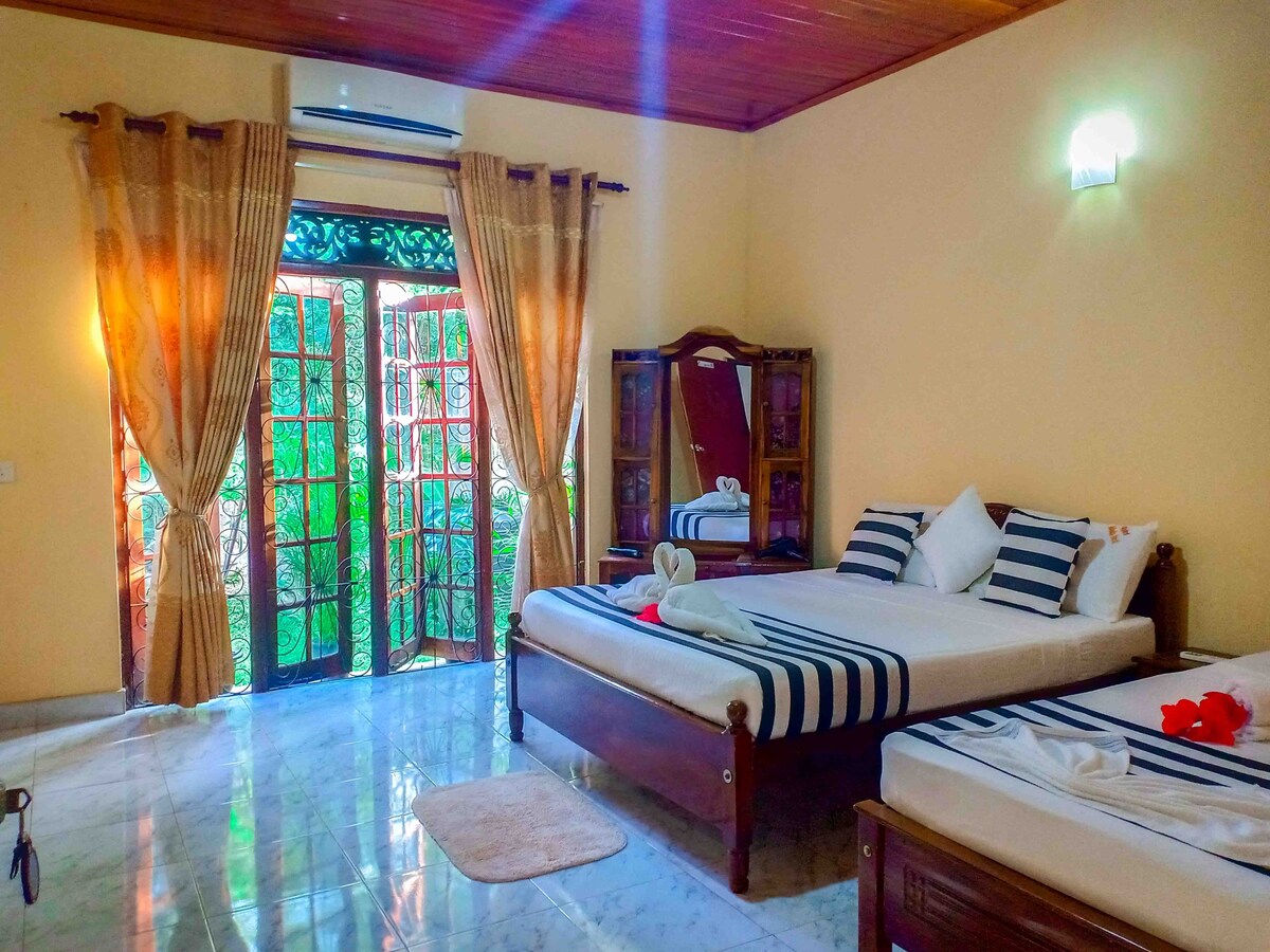 Sigiri Thilanka Rest B&B DBL 02