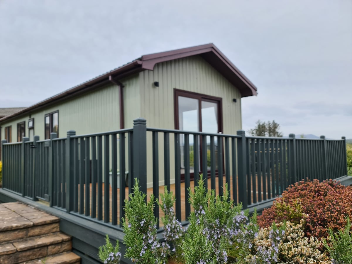 Pine Lodge @ Puffin Lodges