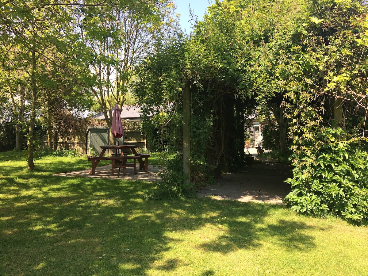 Barn Owl Holiday Cottage, Happisburgh