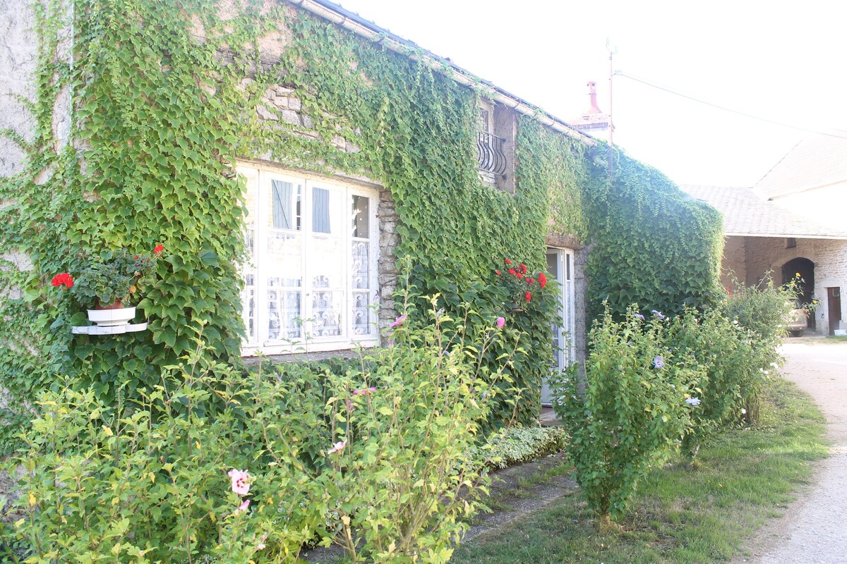Vézelay附近的小房子